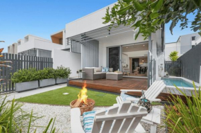 Stylish Beach Villa, Kingscliff